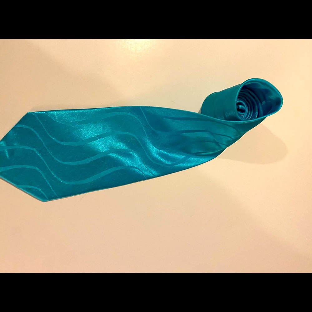 Silk neck tie